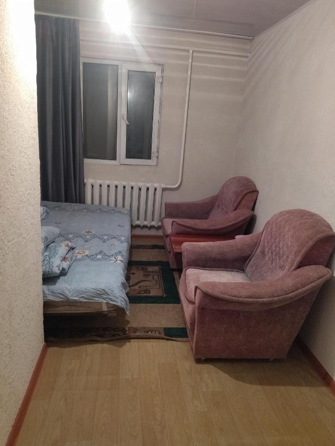 Атлант Hotell Bishkek Exteriör bild